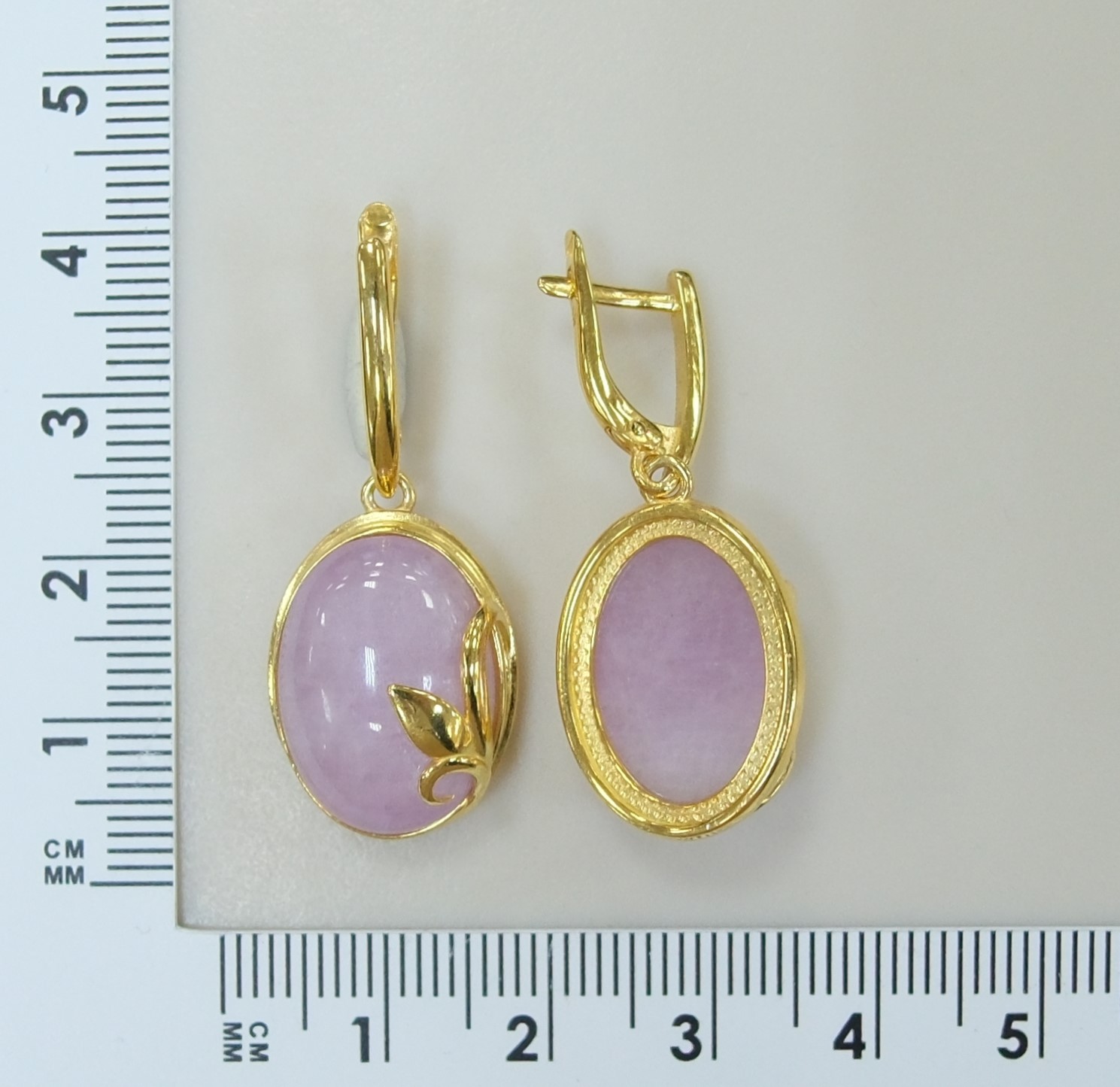 Серебряные серьги с кунцитами